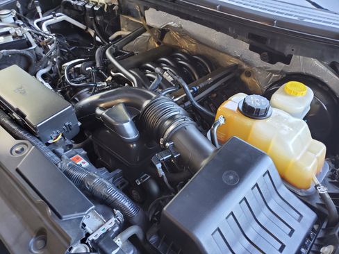 Used 2014 Ford F150 Lariat w/ Equipment Group 501A Mid image 47