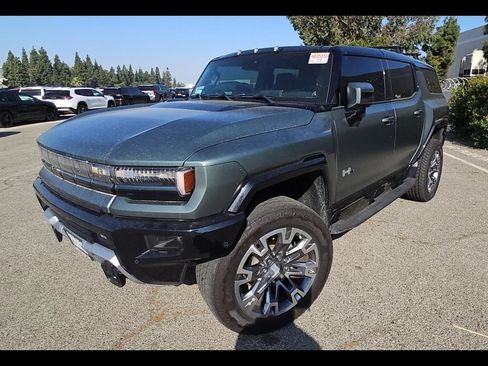 Used 2024 GMC Hummer EV 3X w/ LPO, Illumination Package AWD/4WD image 3