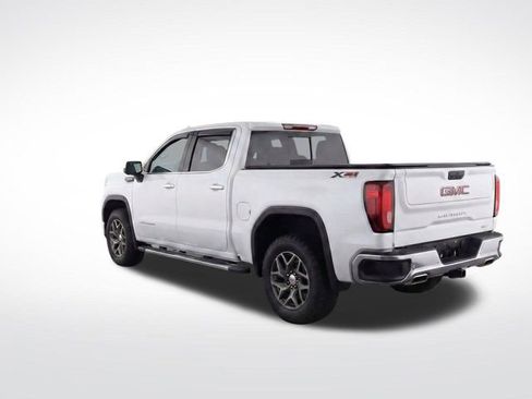 Certified 2022 GMC Sierra 1500 SLT w/ SLT Premium Plus Package image 4