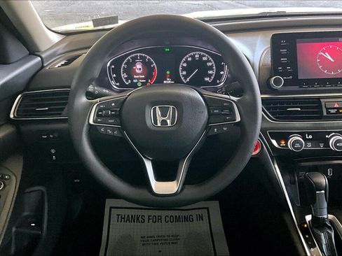 Used 2018 Honda Accord LX image 7