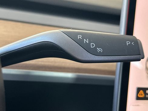 Used 2020 Tesla Model 3 Standard Range Plus image 21