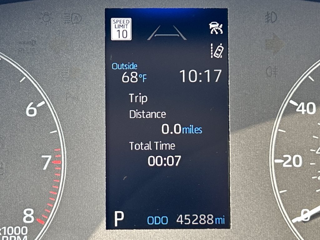 Certified 2025 Toyota Corolla LE FWD image 18