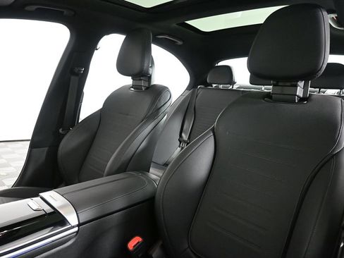 Used 2025 Mercedes-Benz C 300 Sedan image 5
