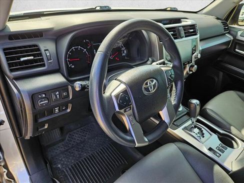 Used 2022 Toyota 4Runner SR5 Premium AWD/4WD image 10
