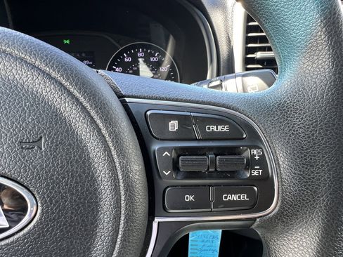 Used 2019 Kia Sportage LX image 25