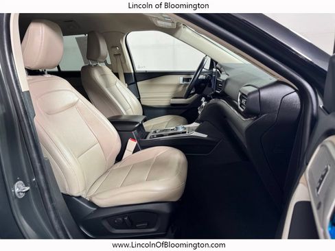 Used 2022 Ford Explorer Limited w/ Equipment Group 301A AWD/4WD image 10