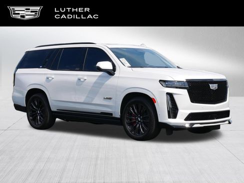 Certified 2024 Cadillac Escalade V w/ LPO, ONYX Package AWD/4WD image 1