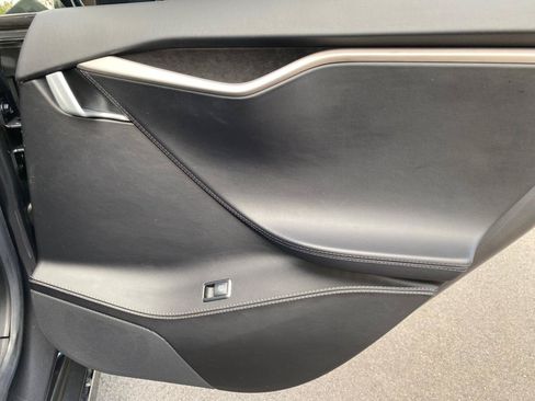 Used 2018 Tesla Model S 75D AWD/4WD image 39