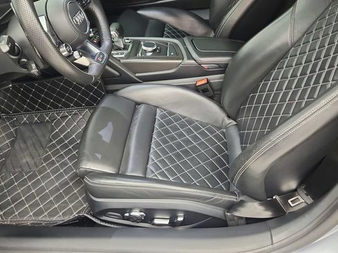 Used 2017 Audi R8 V10 plus AWD/4WD image 25