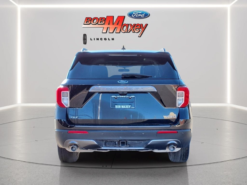 Used 2023 Ford Explorer XLT w/ Equipment Group 202A AWD/4WD image 6