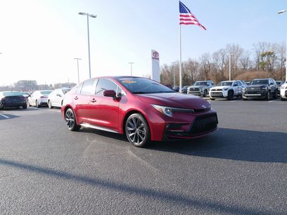 Used 2023 Toyota Corolla SE w/ SE Premium Package