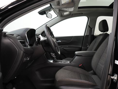 Used 2024 Chevrolet Equinox LT AWD/4WD image 22