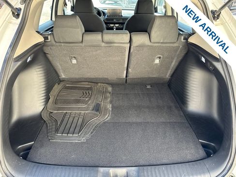 Used 2024 Honda HR-V LX image 13