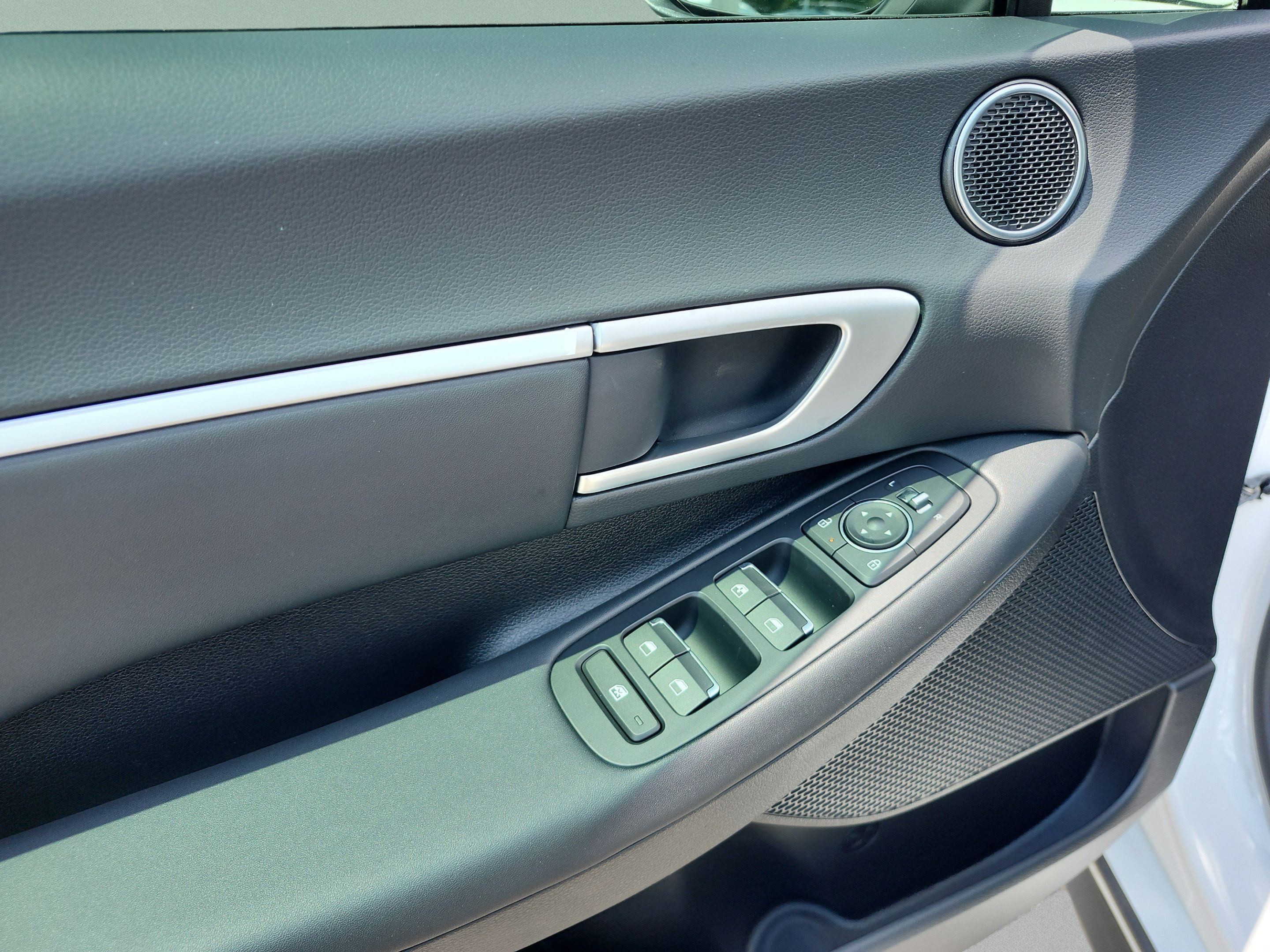 New 2026 Hyundai Sonata Blue FWD image 15