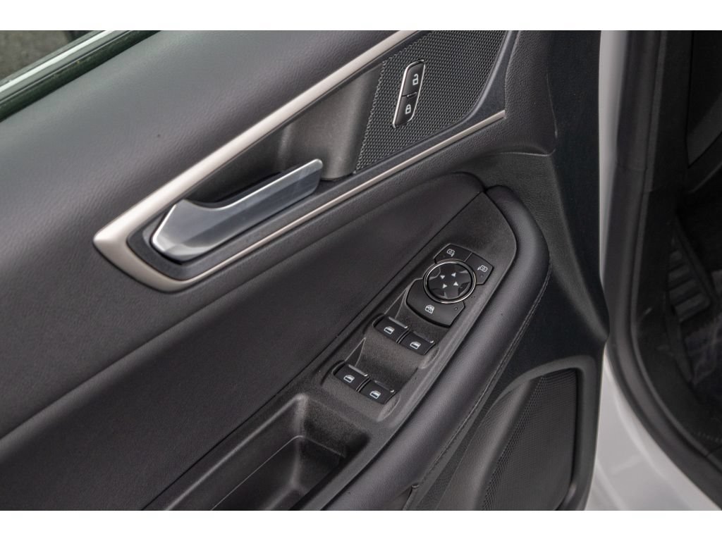 Used 2022 Ford Edge SEL w/ Convenience Package AWD/4WD image 19