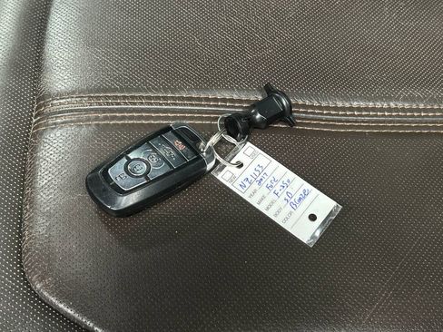 Used 2017 Ford F250 King Ranch image 39