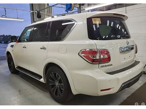 Used 2019 Nissan Armada Platinum w/ Captain's Chairs Package AWD/4WD image 2