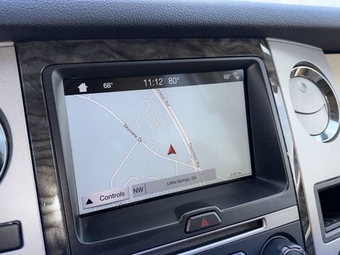 Used 2017 Ford Expedition Limited w/ Equipment Group 301A RWD image 4