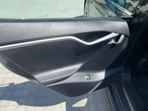 Used 2020 Tesla Model S Long Range image 38