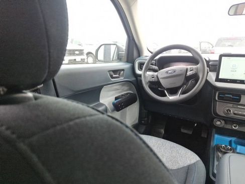 New 2026 Ford Maverick XLT image 13