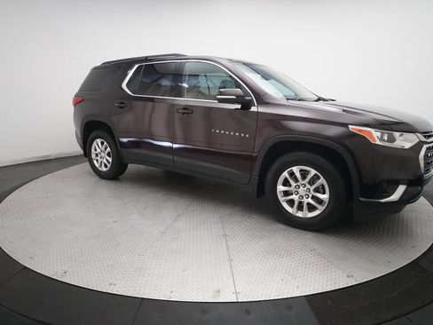 Used 2021 Chevrolet Traverse LT w/ LPO, Floor Liner Package AWD/4WD image 37