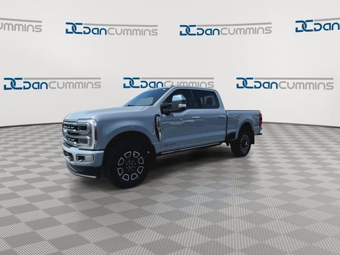 Used 2024 Ford F250 Platinum AWD/4WD image 5