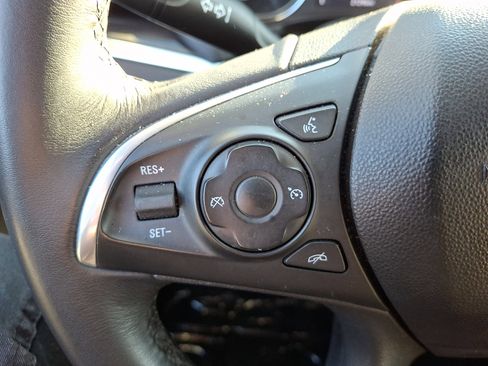 Used 2020 Buick Enclave Essence w/ Sound and Sites Package image 21