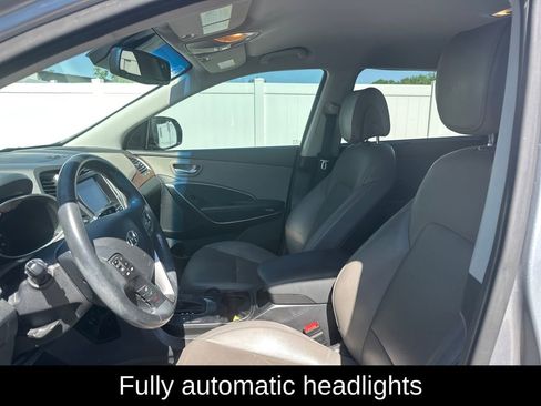 Used 2019 Hyundai Santa Fe XL SE w/ SE Premium Package 02 FWD image 8