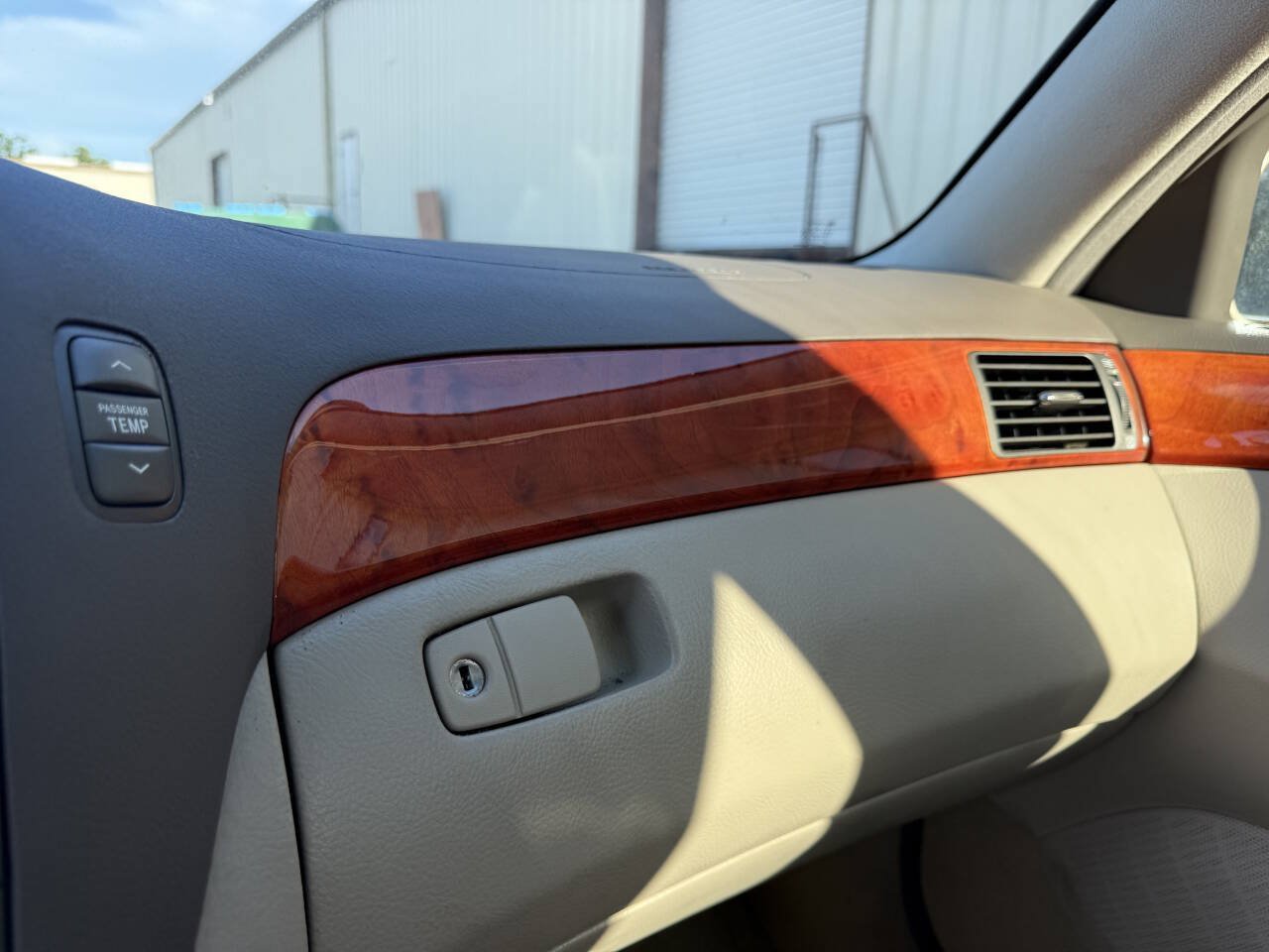 Used 2002 Lexus LS 430 RWD image 35