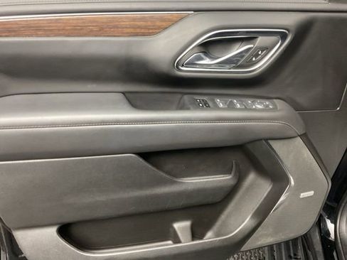 Certified 2023 Chevrolet Suburban High Country w/ LPO, Illumination Package image 11