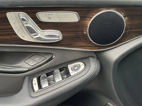 Certified 2020 Mercedes-Benz GLC 300 4MATIC image 31