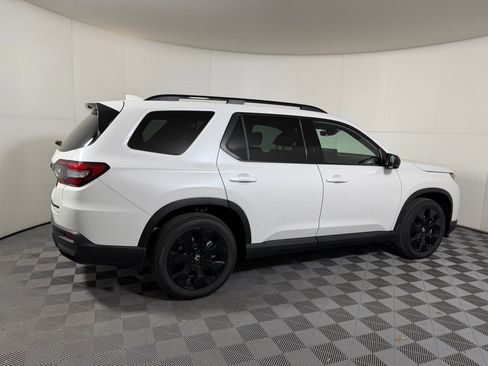 New 2026 Honda Pilot Black Edition image 20