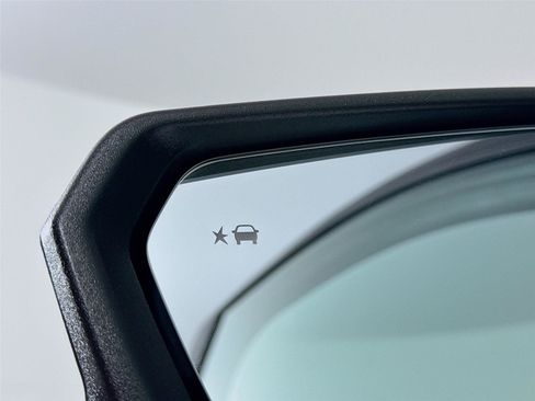 Used 2021 Chevrolet Equinox LT AWD/4WD image 33