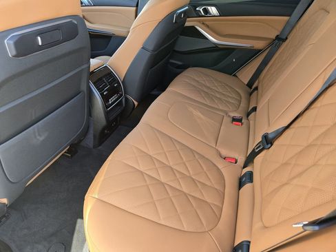 New 2026 BMW X5 xDrive50e AWD/4WD image 33