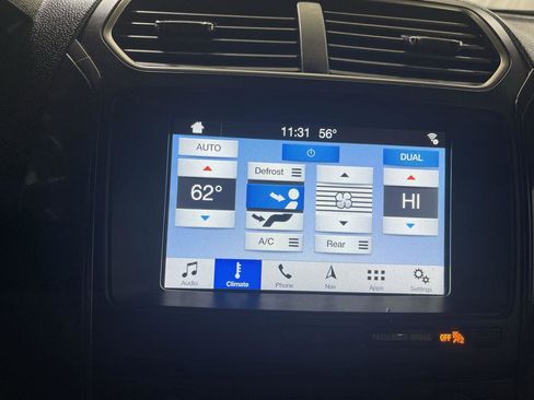 Used 2018 Ford Explorer XLT w/ Equipment Group 201A image 16