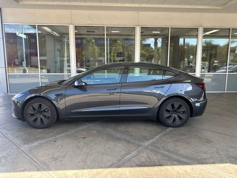 Used 2025 Tesla Model 3 Long Range RWD image 5