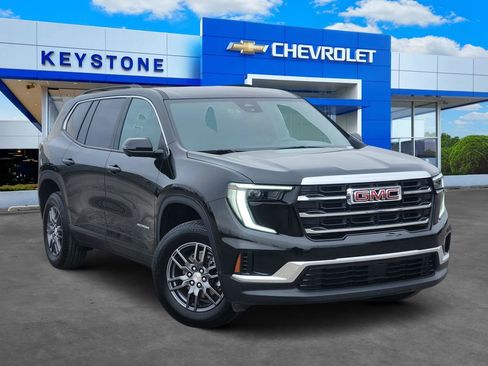 Used 2025 GMC Acadia Elevation image 1