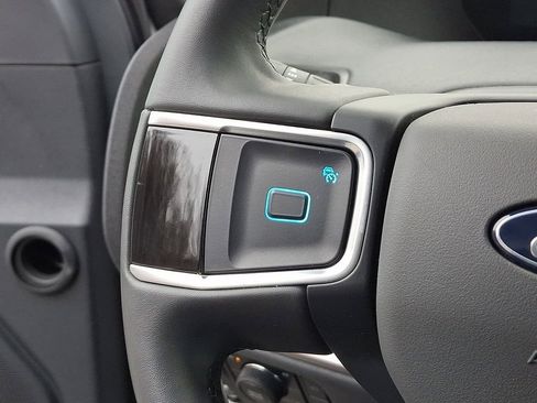 Certified 2025 Ford Expedition Max Active image 22