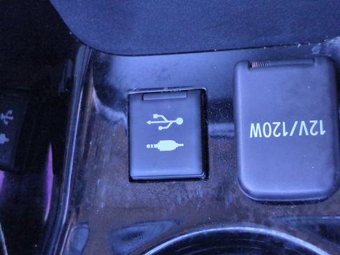 Certified 2021 Toyota Prius Limited FWD image 21