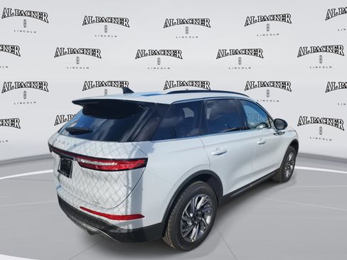 New 2026 Lincoln Corsair Premiere image 4