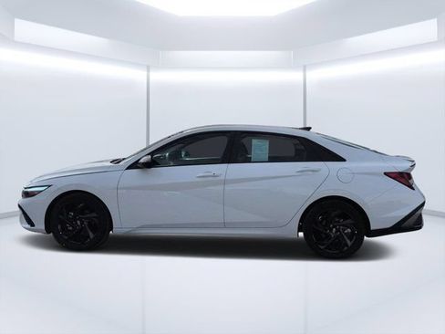 Used 2026 Hyundai Elantra Sport FWD image 6