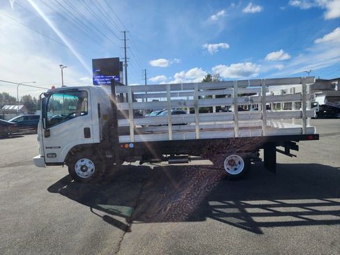 New 2024 Isuzu NPR image 2