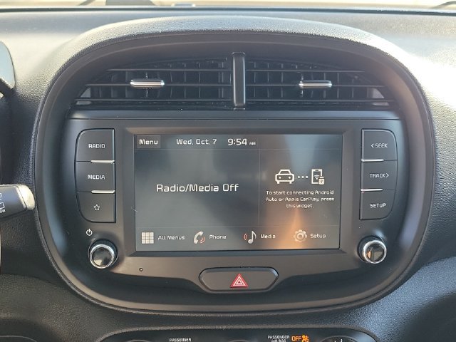 Used 2025 Kia Soul LX FWD image 10