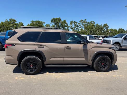 Used 2025 Toyota Sequoia TRD Pro AWD/4WD image 5