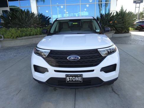 Used 2021 Ford Explorer 2WD image 2
