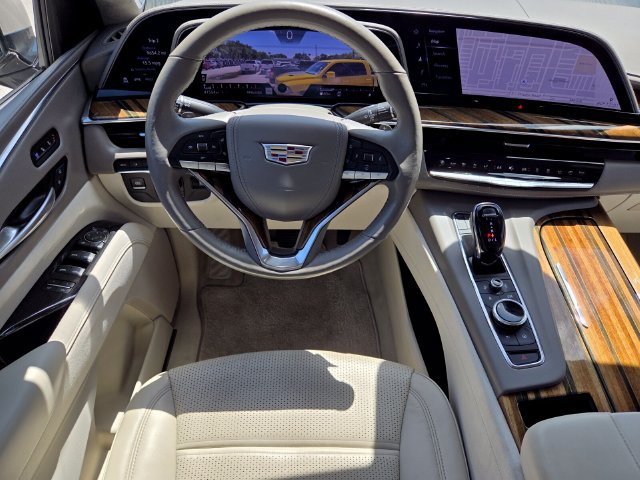 Used 2023 Cadillac Escalade Sport Platinum AWD/4WD image 22
