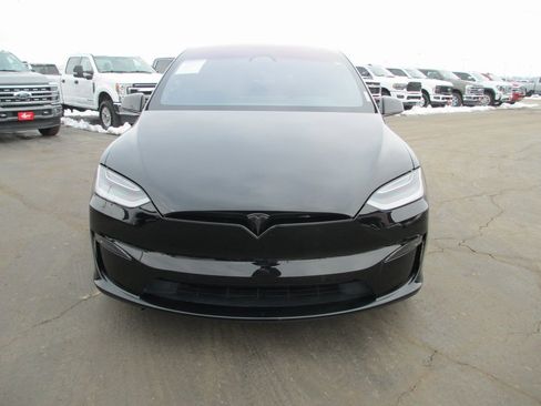 Used 2022 Tesla Model X Plaid image 10