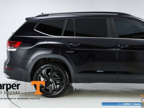 Used 2023 Volkswagen Atlas SE w/ Black Wheel Package FWD image 11