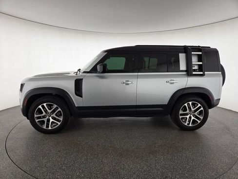 Used 2020 Land Rover Defender 110 HSE AWD/4WD image 28