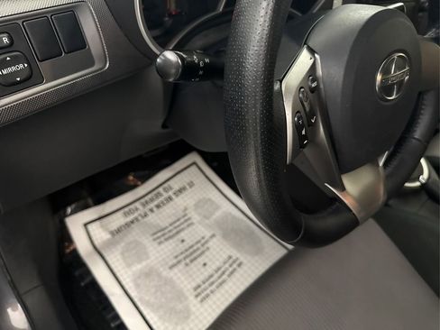 Used 2015 Scion tC FWD image 26